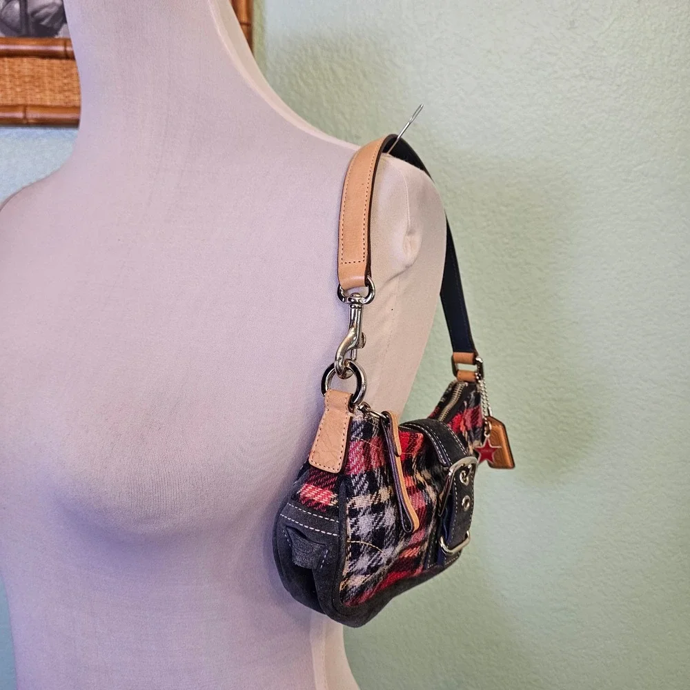 Coach‎ Soho Plaid Wool Suede Demi Bag 7570 Y2K Red Black Star Charm 2004